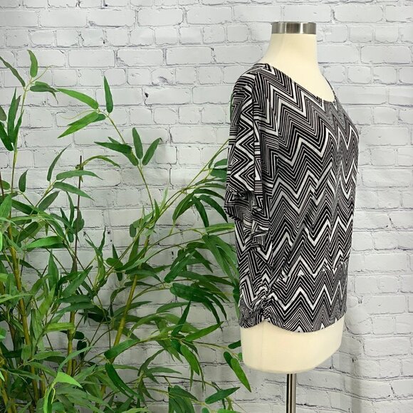 🎉Claudia Richard Black & White Chevron Print Top - Picture 2 of 6